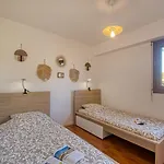 Le Capricorne By Interhome شقة Saint-Raphaël