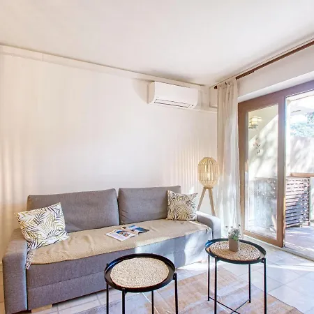Le Capricorne By Interhome Lägenhet Saint-Raphaël