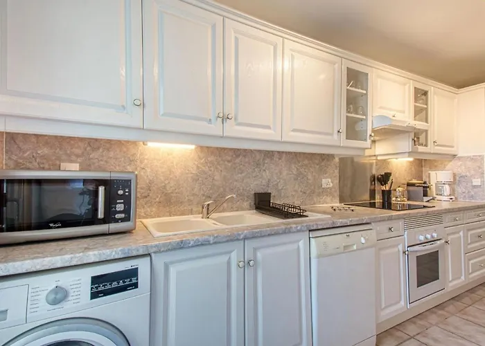 Le Capricorne By Interhome Apartamento *