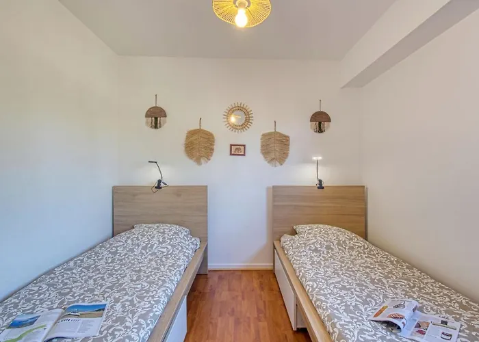 Le Capricorne By Interhome * Saint-Raphaël