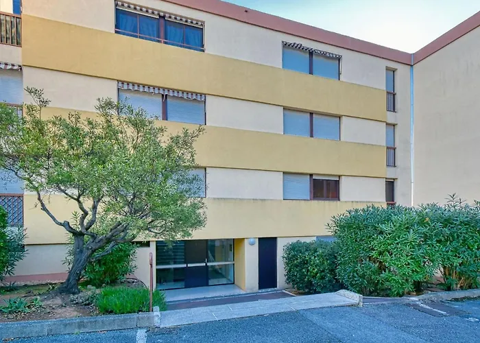 Le Capricorne By Interhome * Saint-Raphaël