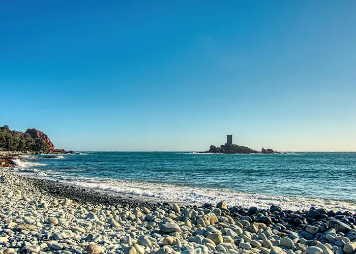 Apartamento Le Capricorne By Interhome Saint-Raphaël